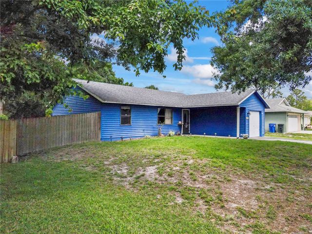 9335 103rd Avenue, Vero Beach, FL 32967