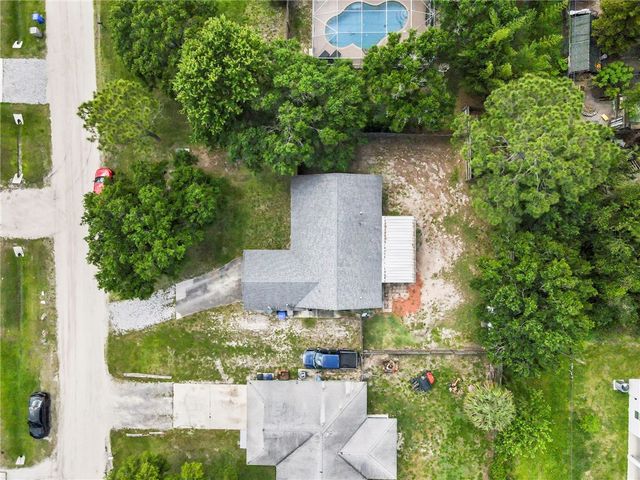 9335 103rd Avenue, Vero Beach, FL 32967