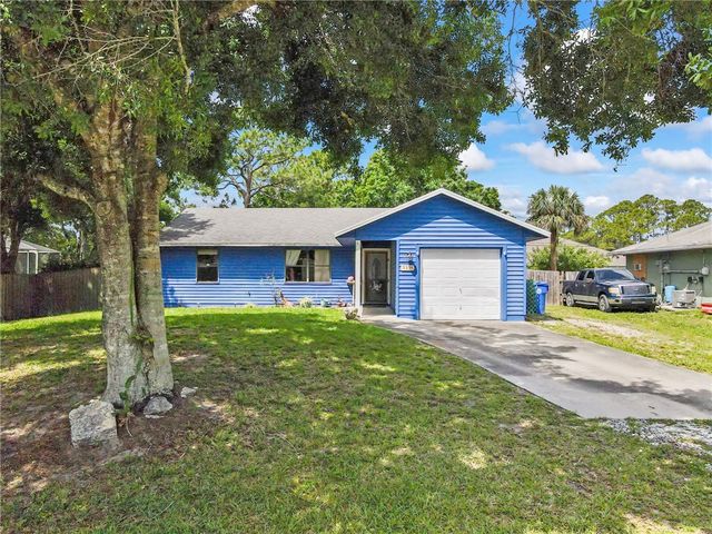 9335 103rd Avenue, Vero Beach, FL 32967