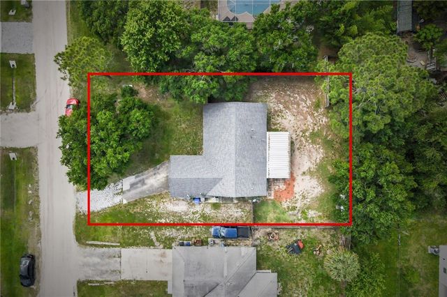 9335 103rd Avenue, Vero Beach, FL 32967