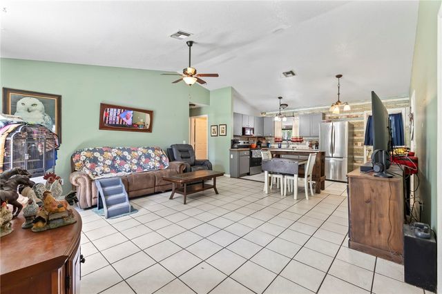 9335 103rd Avenue, Vero Beach, FL 32967