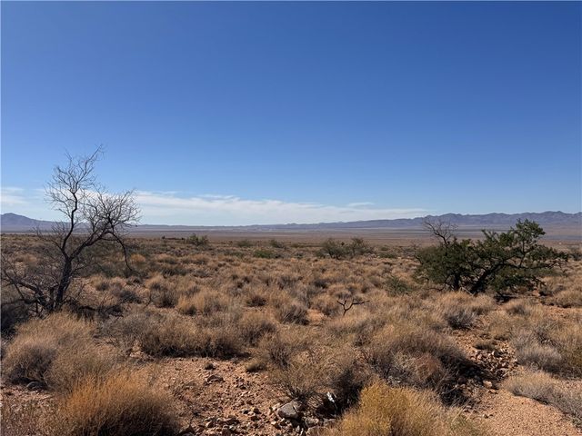 000 E Vernon Drive, Kingman, AZ 86401