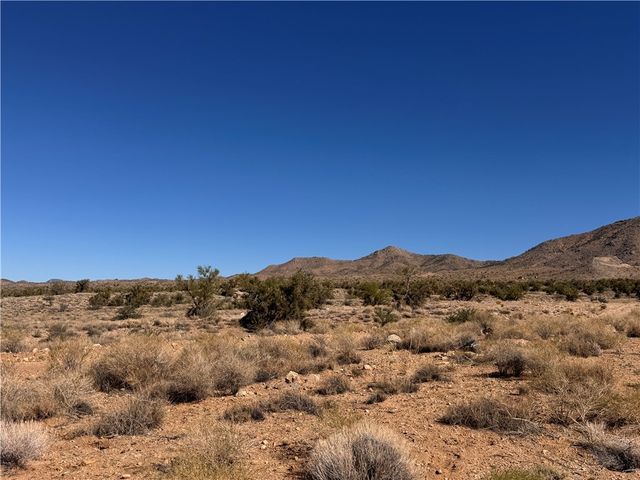 000 E Vernon Drive, Kingman, AZ 86401