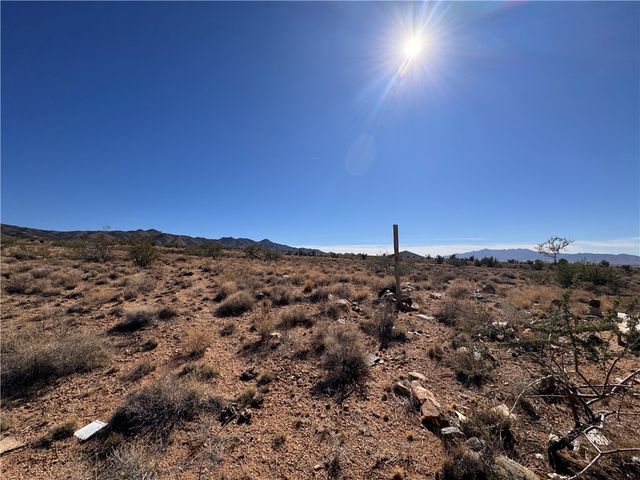 000 E Vernon Drive, Kingman, AZ 86401