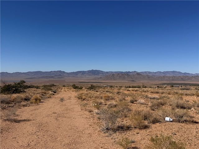 000 E Vernon Drive, Kingman, AZ 86401