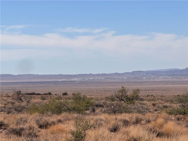 000 E Vernon Drive, Kingman, AZ 86401