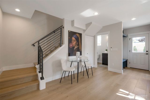 1605 SW Kenyon Street, Seattle, WA 98106