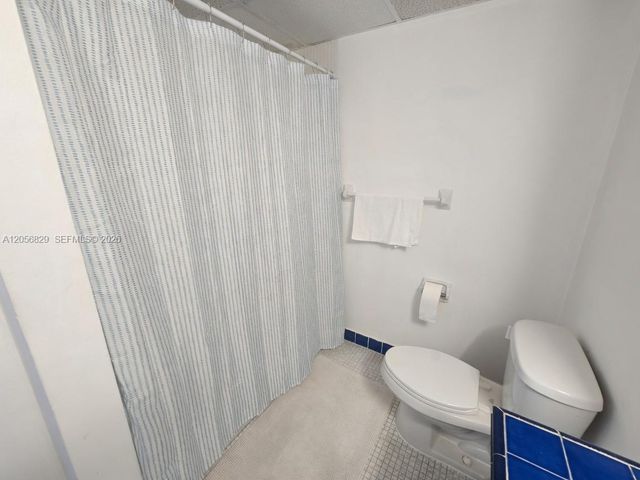 800 W Ave 722 722, Miami Beach, FL 33139