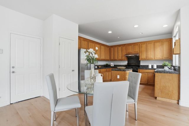 909 Baines Street, East Palo Alto, CA 94303