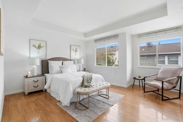 909 Baines Street, East Palo Alto, CA 94303