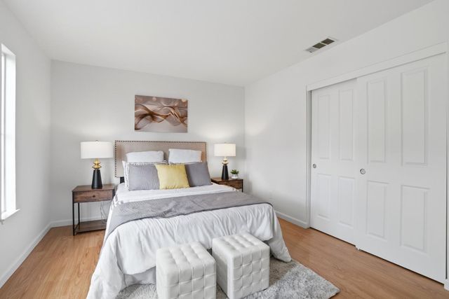 909 Baines Street, East Palo Alto, CA 94303