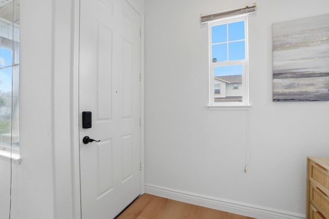 909 Baines Street, East Palo Alto, CA 94303