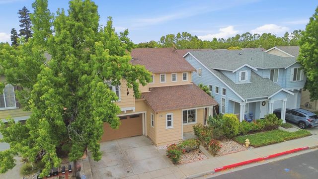909 Baines Street, East Palo Alto, CA 94303