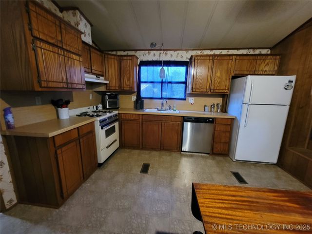 114549 S 4182 Road, Eufaula, OK 74432