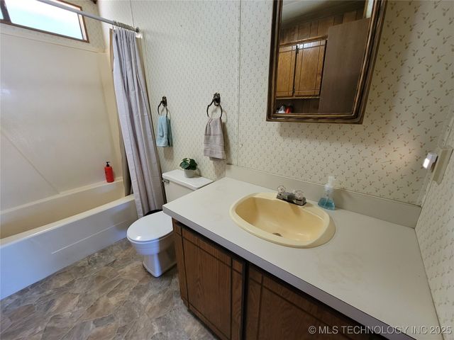 114549 S 4182 Road, Eufaula, OK 74432