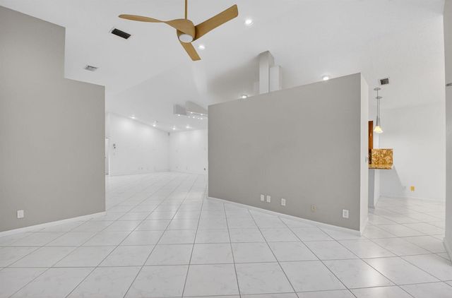 7558 Ironbridge Circle, Delray Beach, FL 33446