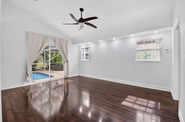 7558 Ironbridge Circle, Delray Beach, FL 33446