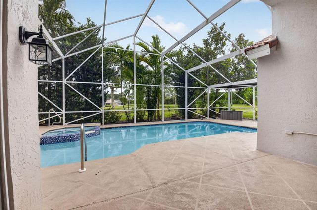 7558 Ironbridge Circle, Delray Beach, FL 33446