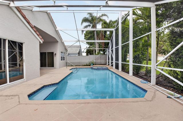 7558 Ironbridge Circle, Delray Beach, FL 33446