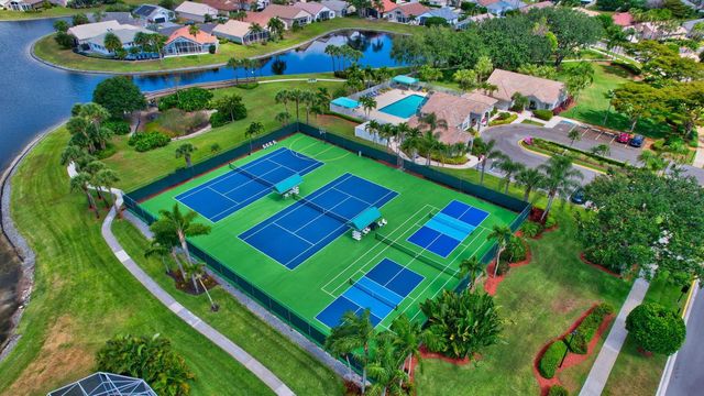 7558 Ironbridge Circle, Delray Beach, FL 33446