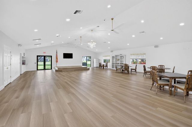 7558 Ironbridge Circle, Delray Beach, FL 33446