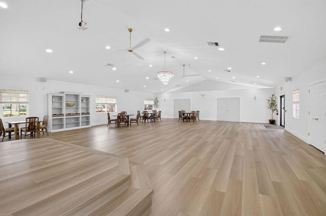 7558 Ironbridge Circle, Delray Beach, FL 33446