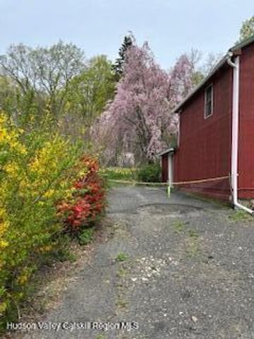 125 Mountain Rest Road Road, New Paltz, NY 12561