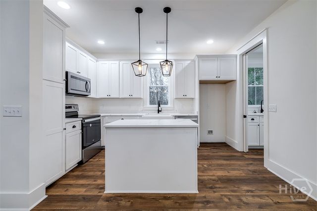 610 N Rogers Street, Pooler, GA 31322