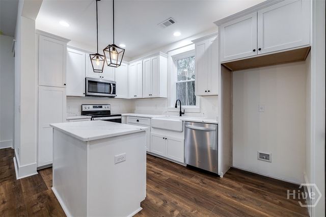 610 N Rogers Street, Pooler, GA 31322