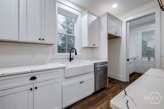 610 N Rogers Street, Pooler, GA 31322
