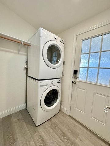 2150 Monterey Highway 192, San Jose, CA 95112