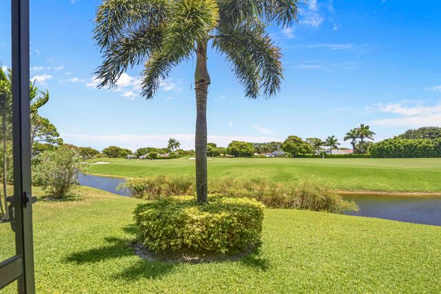 401 Greensward Lane 102-a, Delray Beach, FL 33445