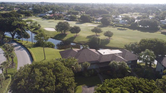 401 Greensward Lane 102-a, Delray Beach, FL 33445
