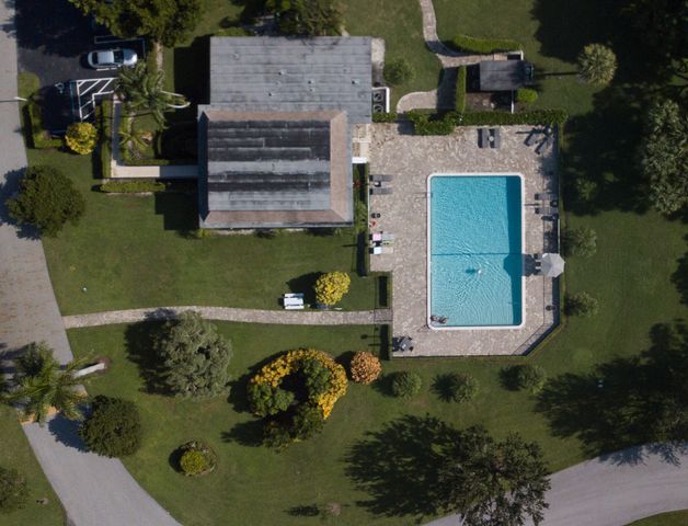 401 Greensward Lane 102-a, Delray Beach, FL 33445