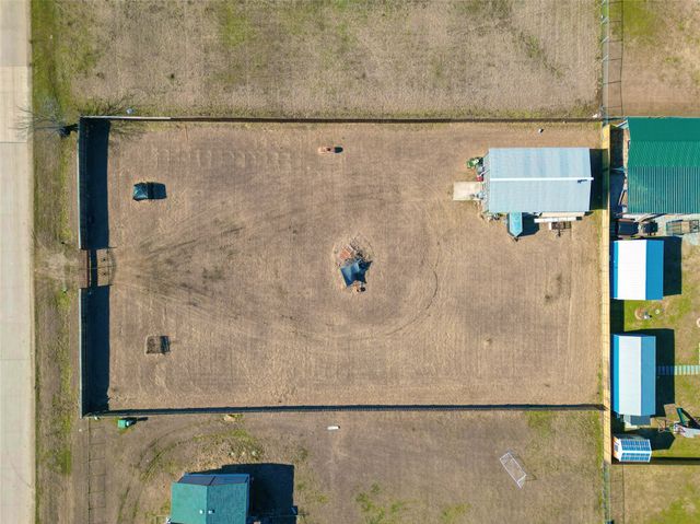 301 Choice Drive, Palmer, TX 75152