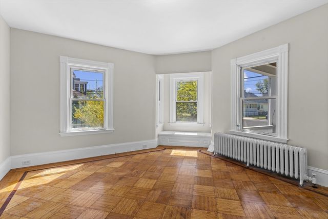 113 Elm Ave, Quincy, MA 02170