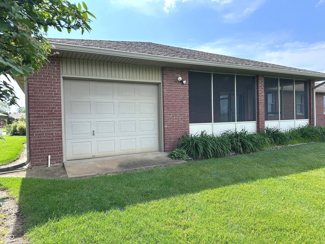 423 Alexander Drive, Seymour, IN 47274