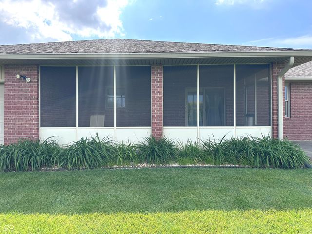 423 Alexander Drive, Seymour, IN 47274