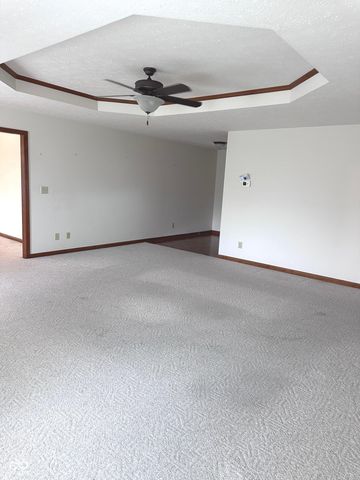 423 Alexander Drive, Seymour, IN 47274