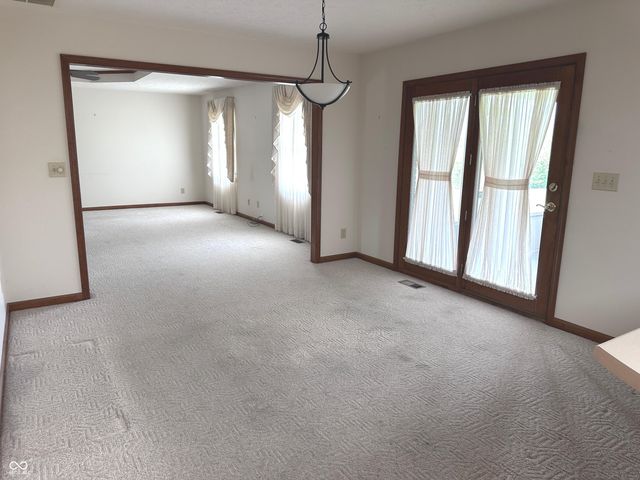 423 Alexander Drive, Seymour, IN 47274