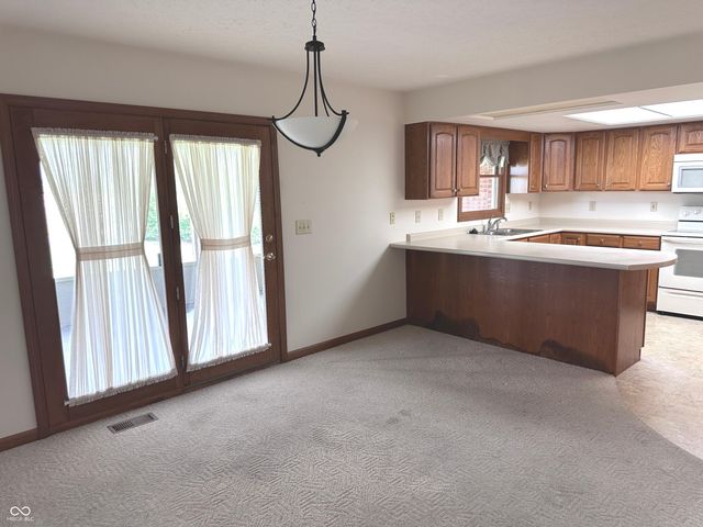 423 Alexander Drive, Seymour, IN 47274
