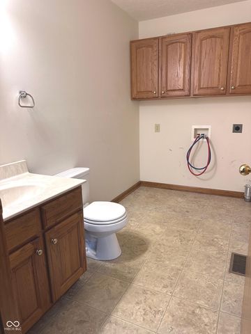 423 Alexander Drive, Seymour, IN 47274