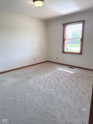 423 Alexander Drive, Seymour, IN 47274