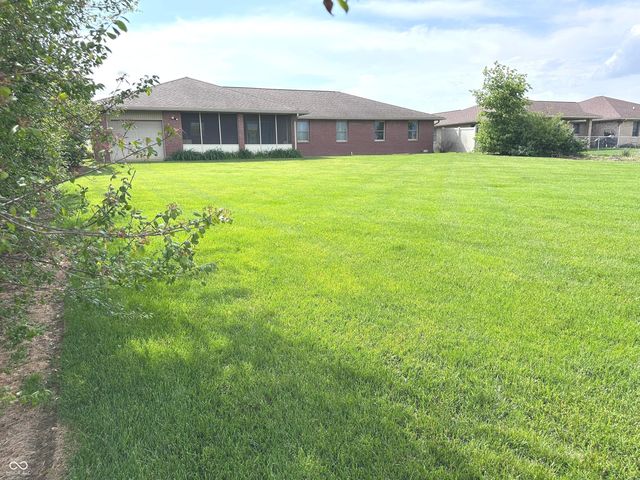 423 Alexander Drive, Seymour, IN 47274