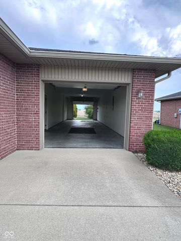 423 Alexander Drive, Seymour, IN 47274