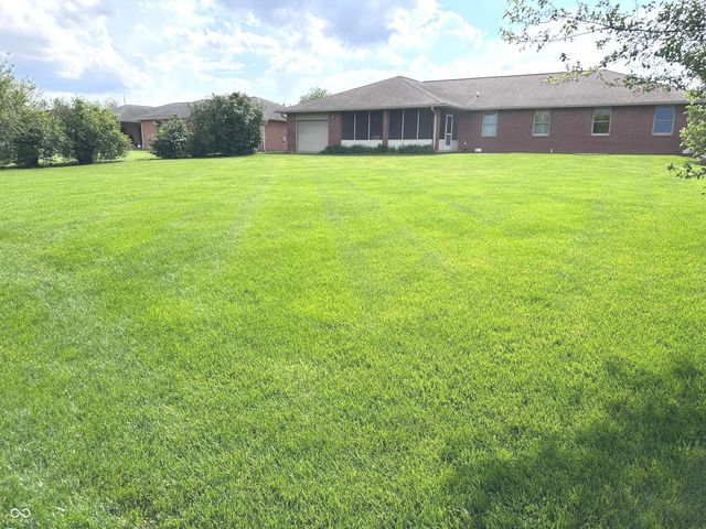 423 Alexander Drive, Seymour, IN 47274
