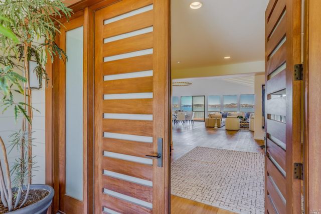 79 Saint Thomas Way, Tiburon, CA 94920