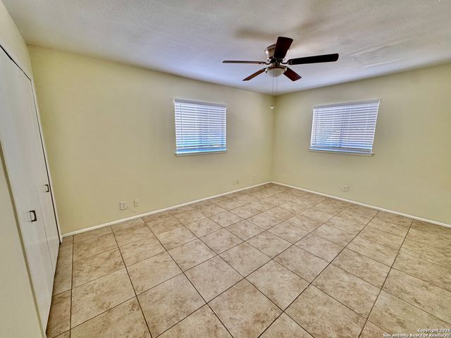 6306 Madeleine, San Antonio, TX 78229