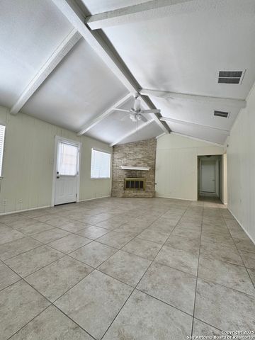 6306 Madeleine, San Antonio, TX 78229