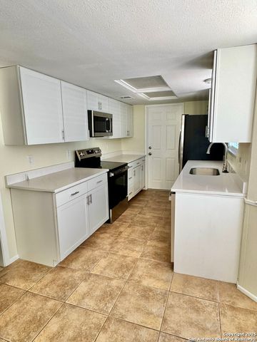 6306 Madeleine, San Antonio, TX 78229